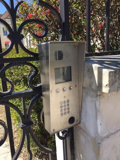 Bel Appart Au Bord De L'Eau Proche Gare Avec Wifi Auxerre Exteriör bild